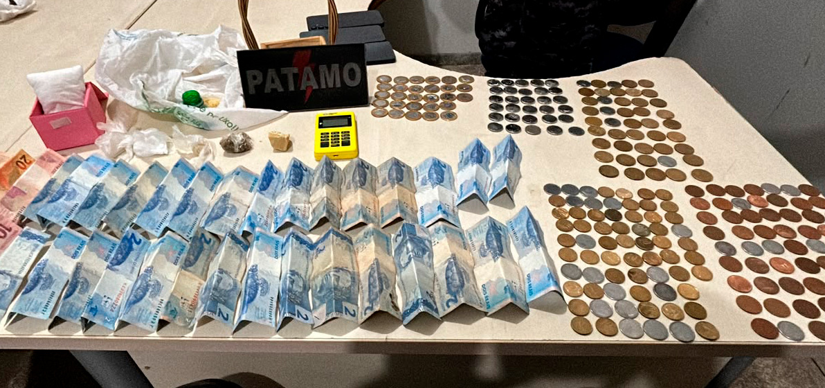 JI-PARANÁ – POLÍCIA MILITAR FECHA PONTO DE TRÁFICO DE DROGAS E PRENDE CASAL NO PRIMAVERA