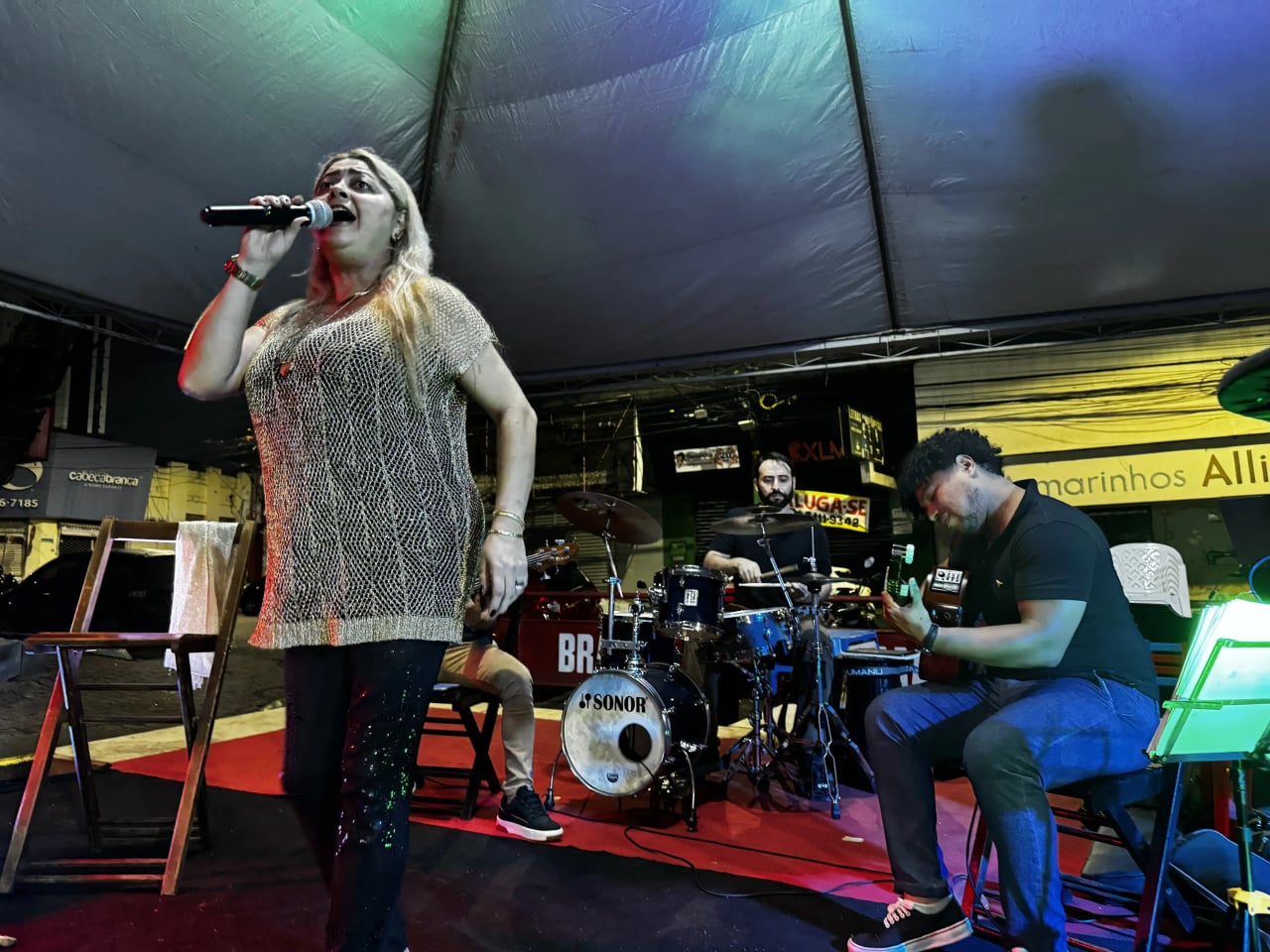 Sarau Brasilidades destaca a MPB e transforma o público em protagonista no Mercado Cultural