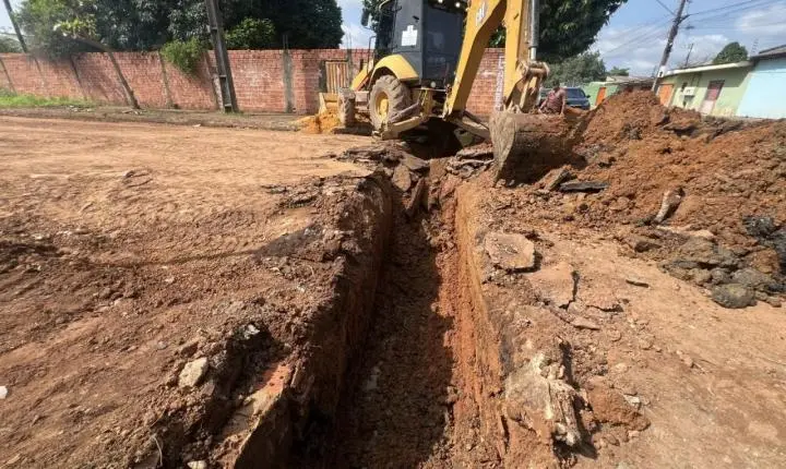Avanço simultâneo de três obras de drenagem na Cidade do Lobo