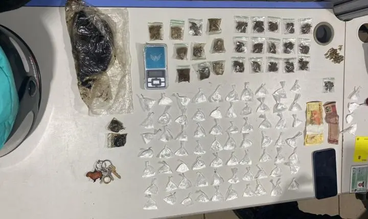 Dupla é presa por tráfico de drogas no residencial Orgulho do Madeira